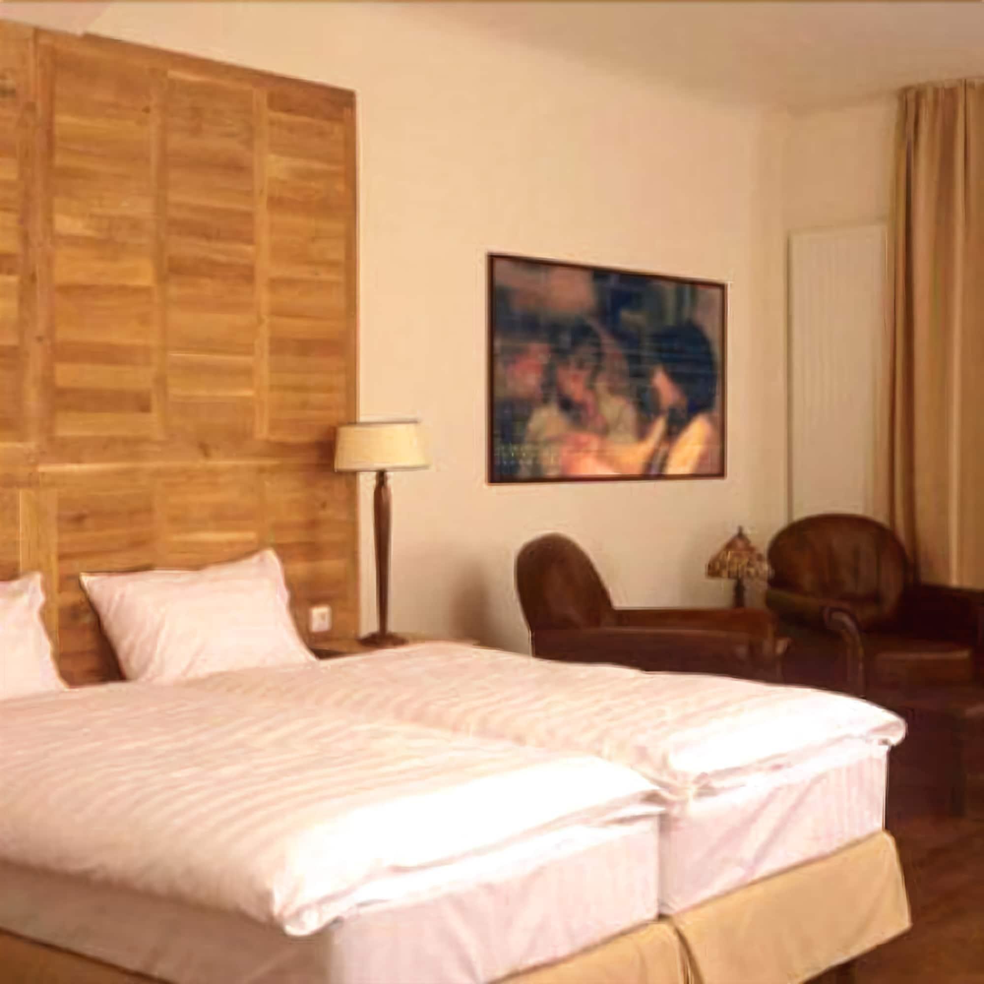 Hotel Rembrandt Old Town Bucarest Habitación foto