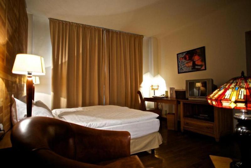 Hotel Rembrandt Old Town Bucarest Habitación foto